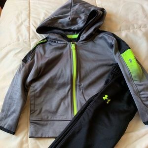 Boys under Armour 2T